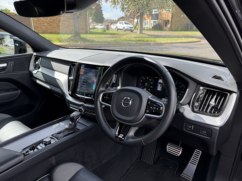 Volvo XC60 D4 R-Design - U345