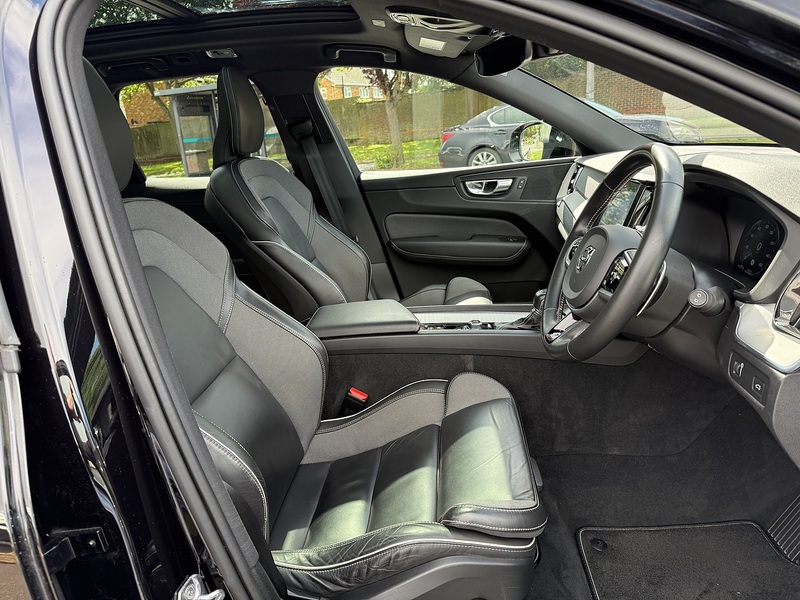 Volvo XC60 D4 R-Design - U345