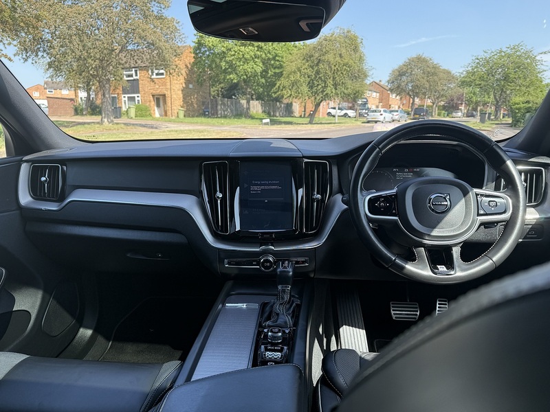 Volvo XC60 D4 R-Design - U345