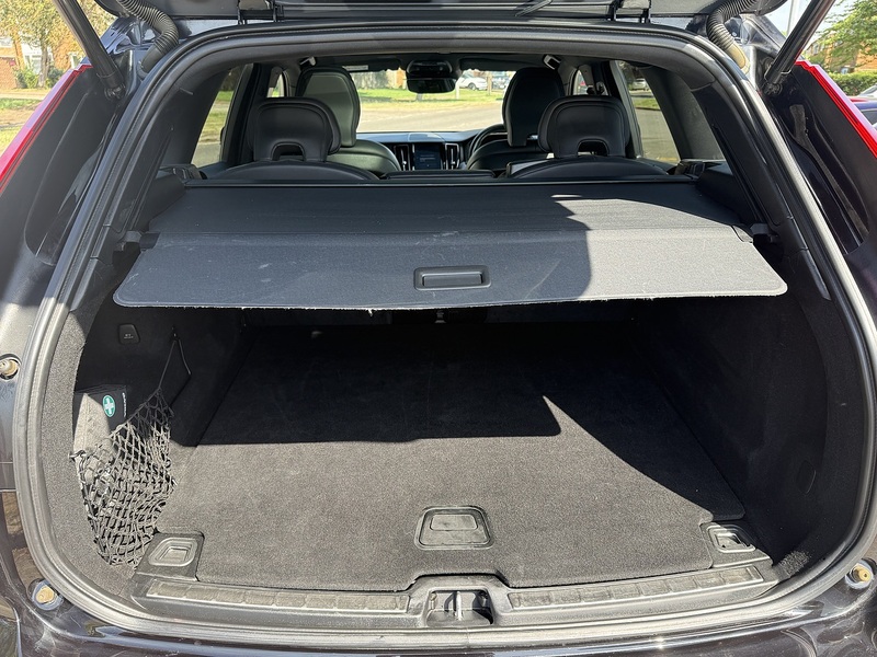 Volvo XC60 D4 R-Design - U345