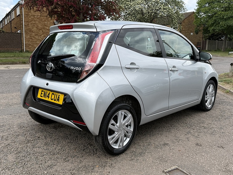 Toyota AYGO VVT-i x-pression - U347