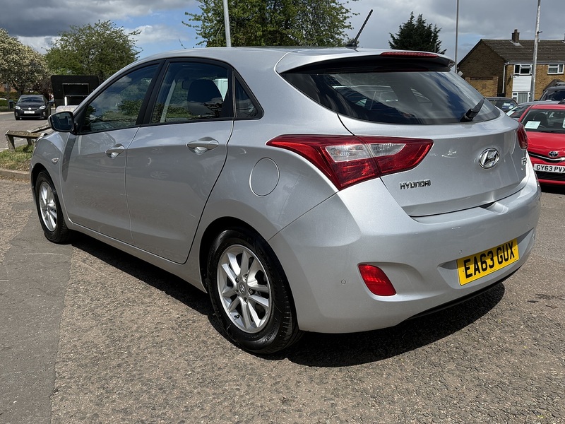 Hyundai i30 Active - U348