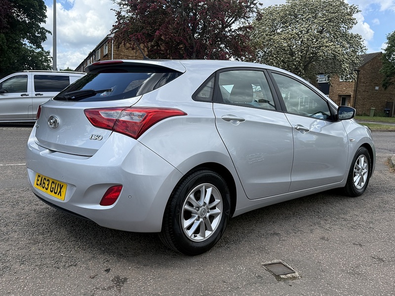 Hyundai i30 Active - U348