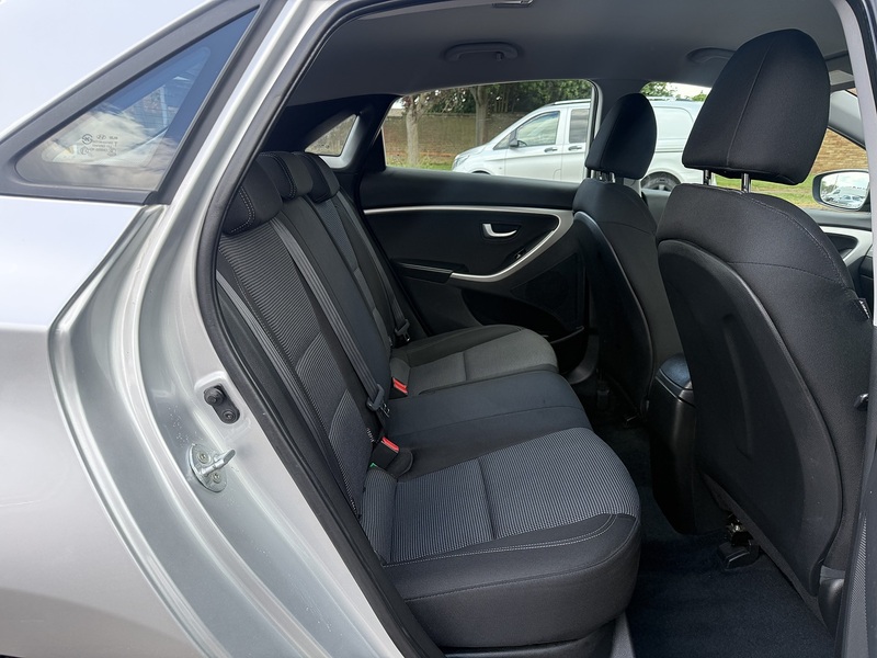 Hyundai i30 Active - U348