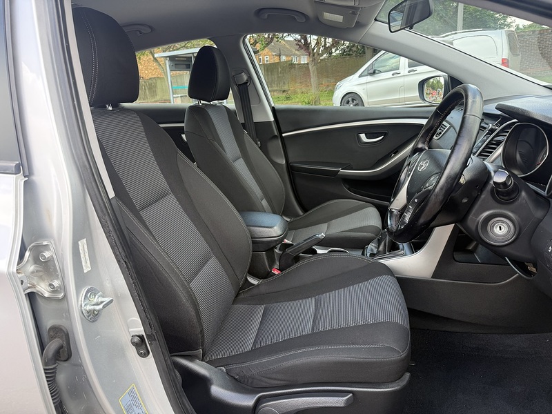 Hyundai i30 Active - U348
