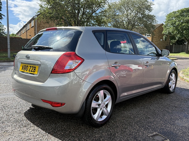 Kia Ceed 2 - U350