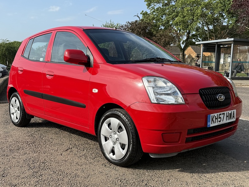 Kia Picanto LS - U354