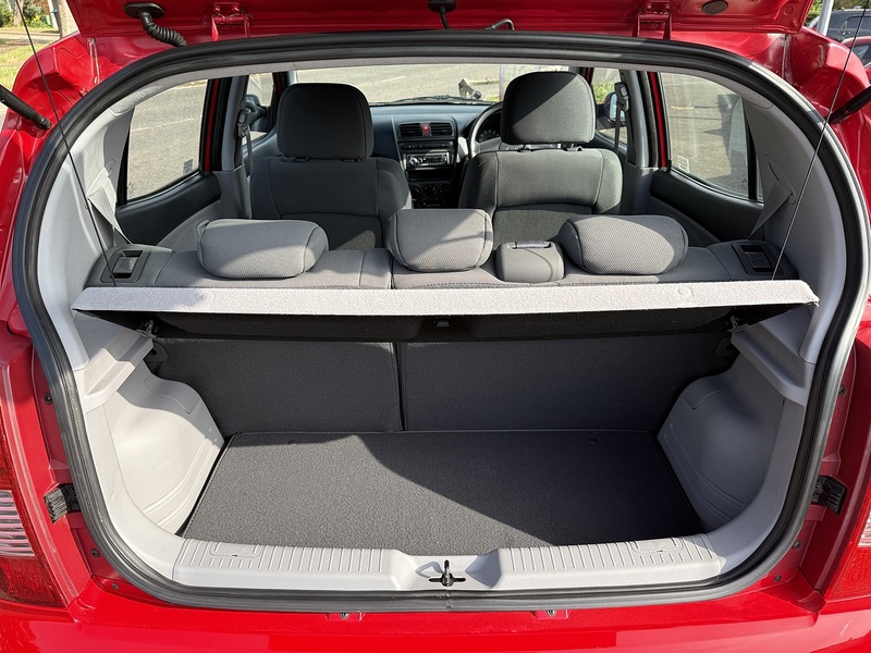 Kia Picanto LS - U354
