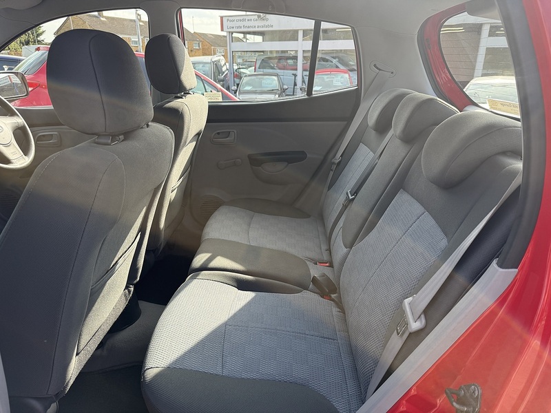 Kia Picanto LS - U354