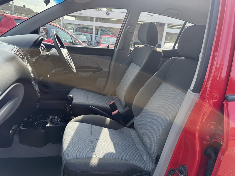 Kia Picanto LS - U354