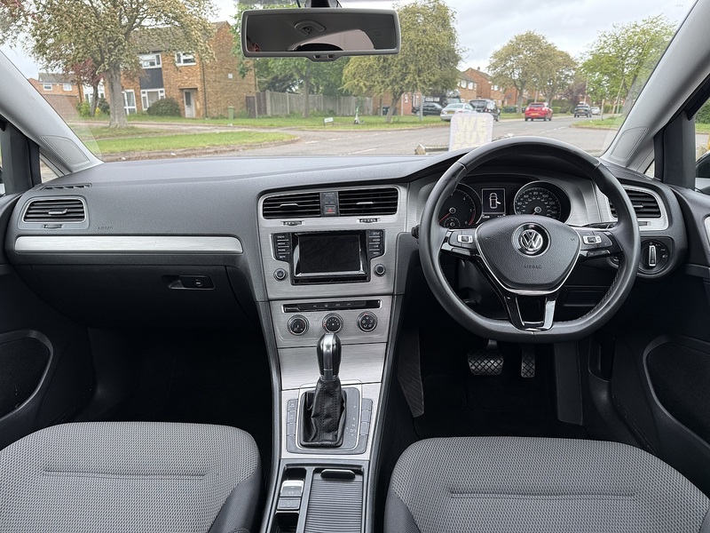 Volkswagen Golf TDI BlueMotion Tech SE - U356