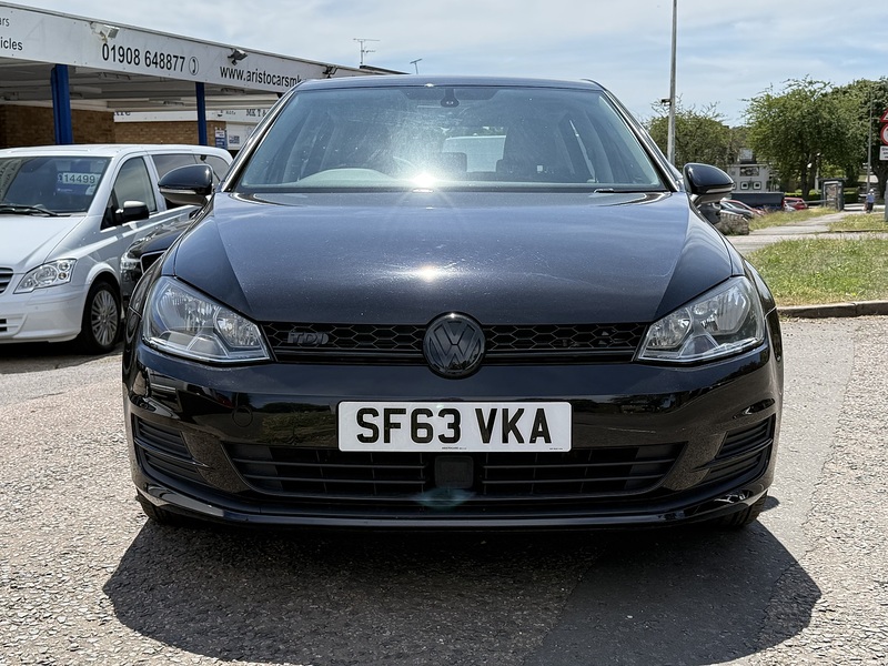 Volkswagen Golf TDI BlueMotion Tech SE - U356