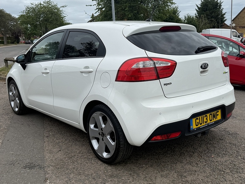Kia Rio 3 - U358