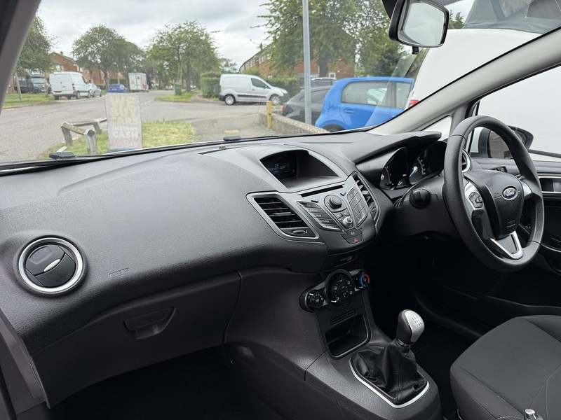 Ford Fiesta Style - U374