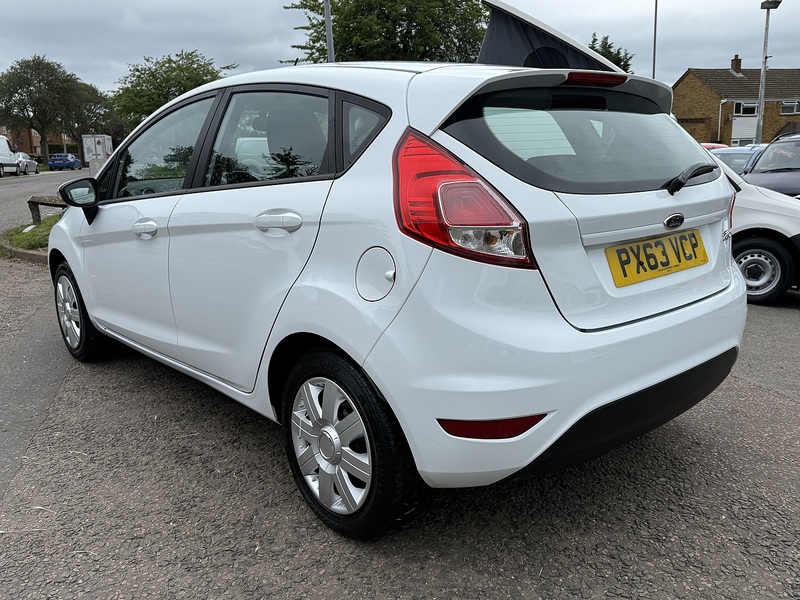 Ford Fiesta Style - U374