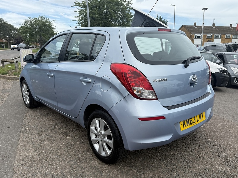 Hyundai i20 Active - U378