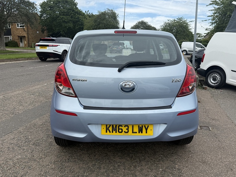 Hyundai i20 Active - U378