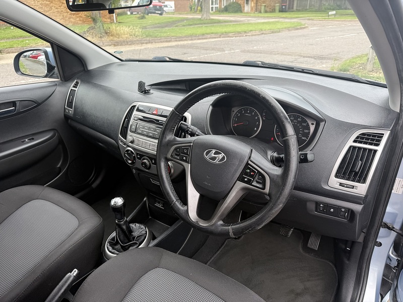 Hyundai i20 Active - U378