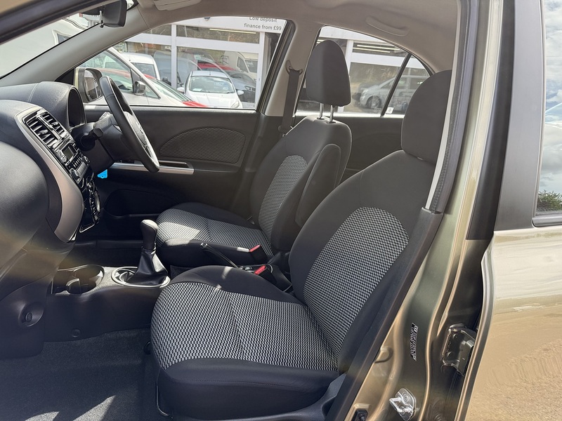 Nissan Micra Acenta - U381