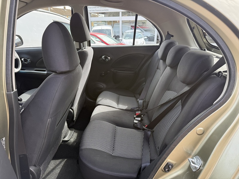 Nissan Micra Acenta - U381