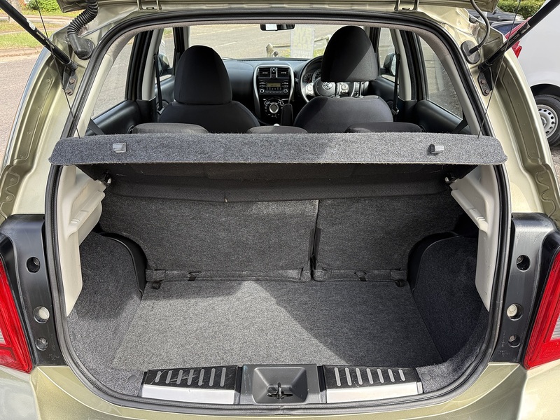 Nissan Micra Acenta - U381