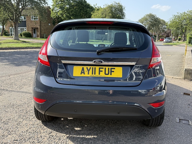 Ford Fiesta Zetec - U382