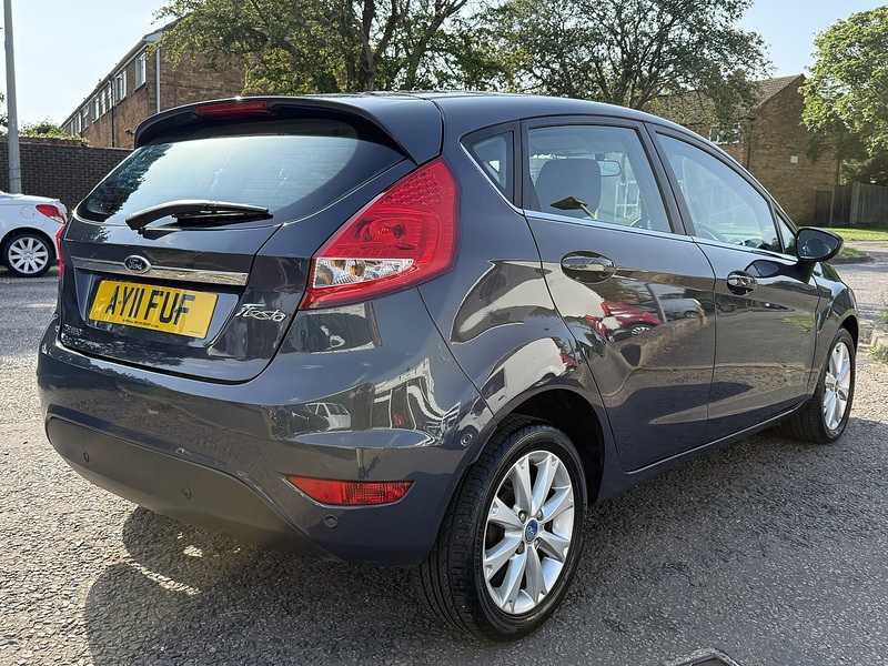 Ford Fiesta Zetec - U382