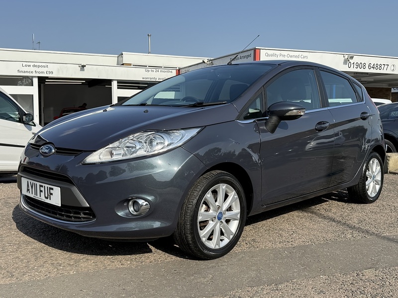 Ford Fiesta Zetec - U382