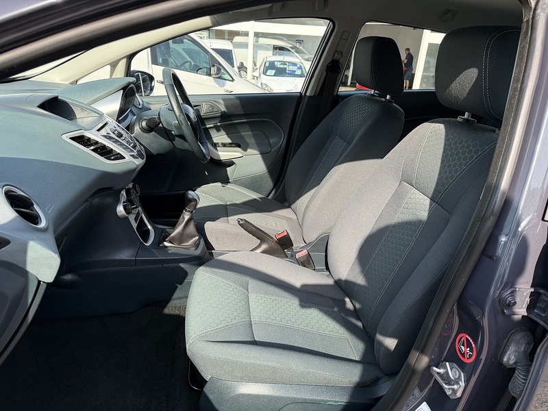 Ford Fiesta Zetec - U382