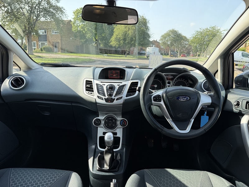 Ford Fiesta Zetec - U382