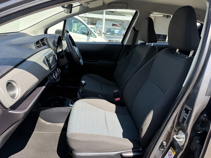 Toyota Yaris Dual VVT-i TR - U390
