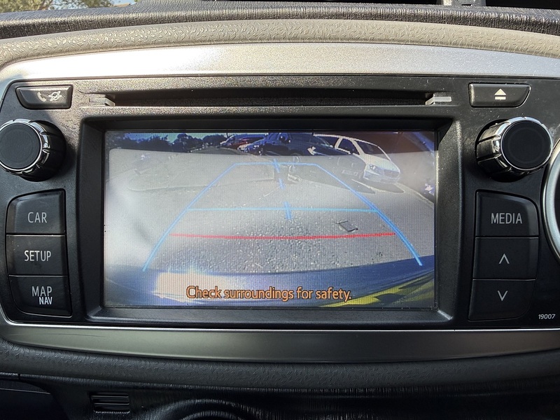 Toyota Yaris Dual VVT-i TR - U390