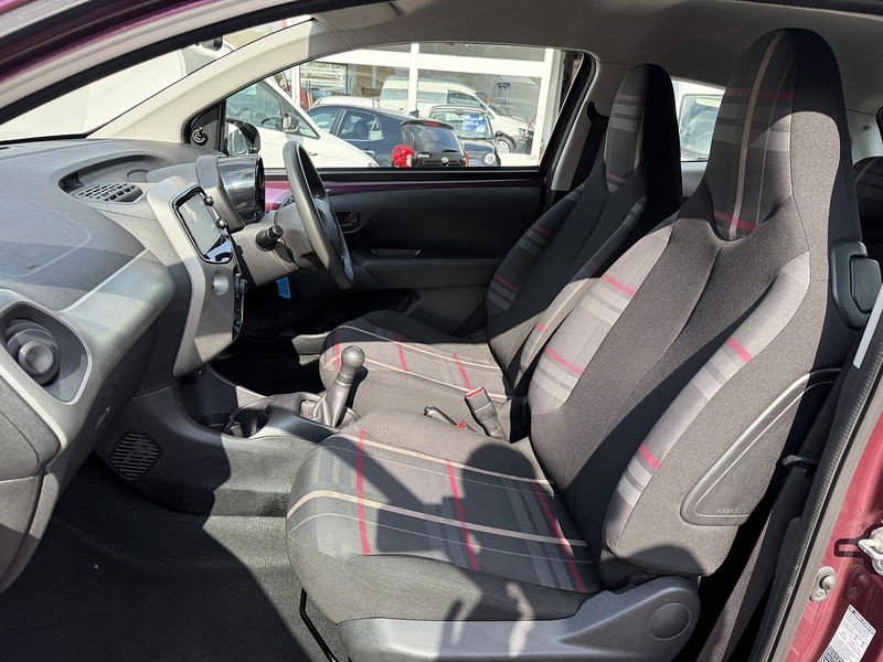 Peugeot 108 VTi Active - U398
