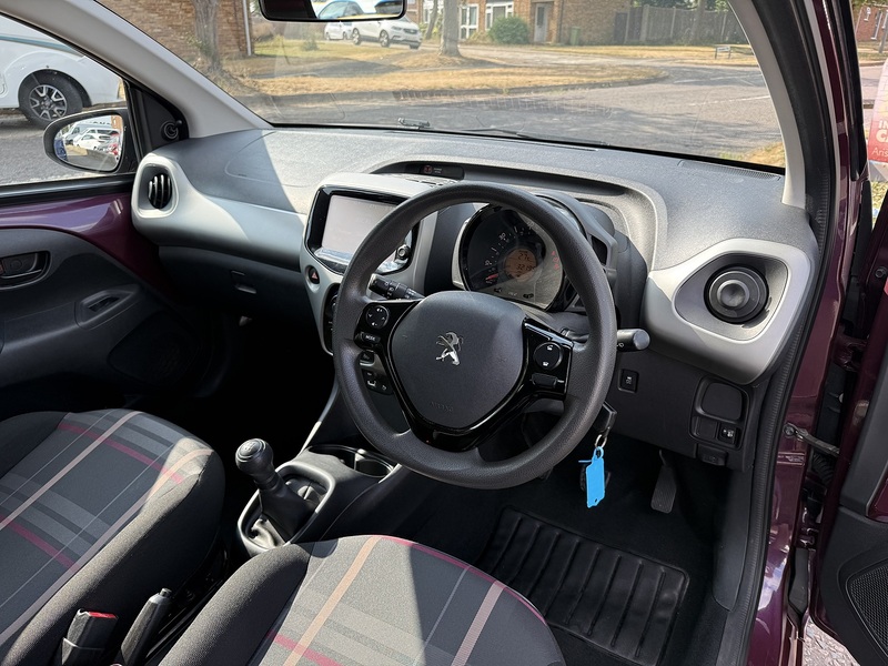 Peugeot 108 VTi Active - U398