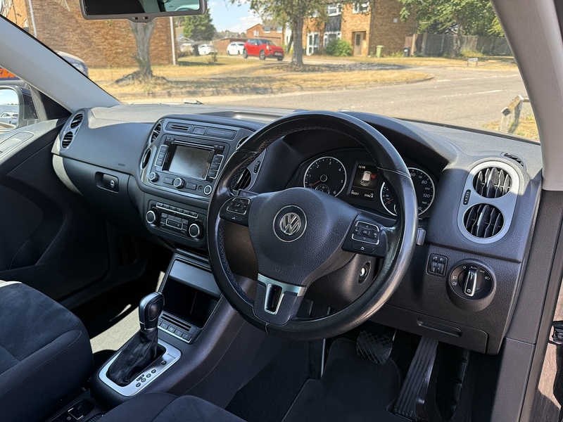 Volkswagen Tiguan TDI BlueMotion Tech Match - U400