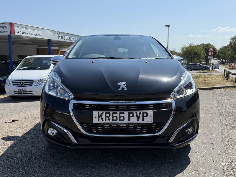 Peugeot 208 BlueHDi Allure - U401