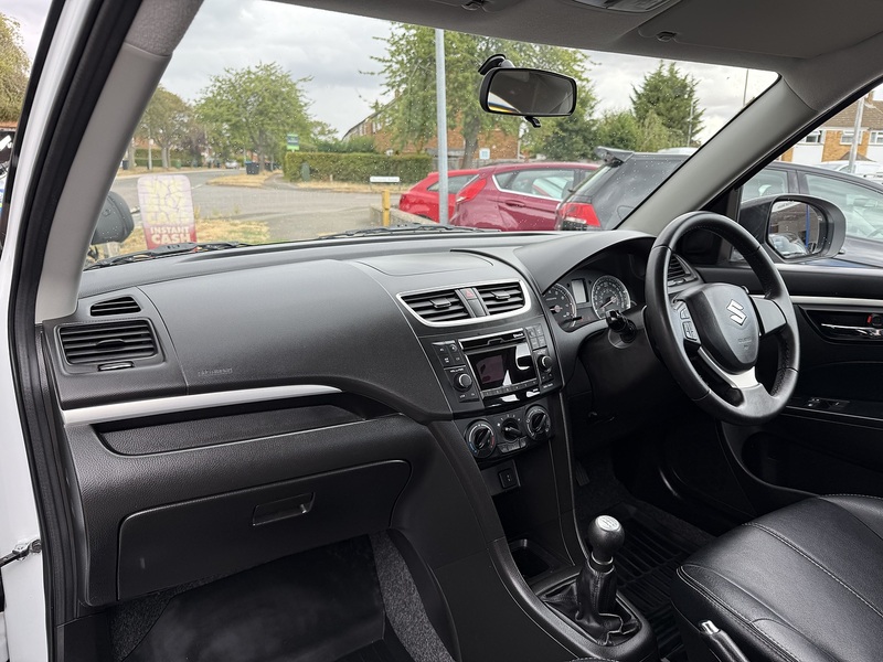 Suzuki Swift SZ3 - U408