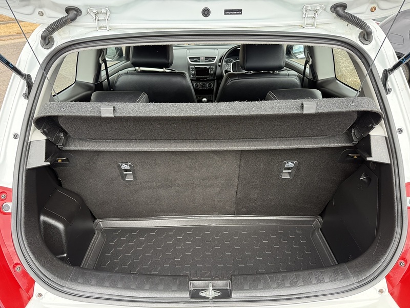 Suzuki Swift SZ3 - U408