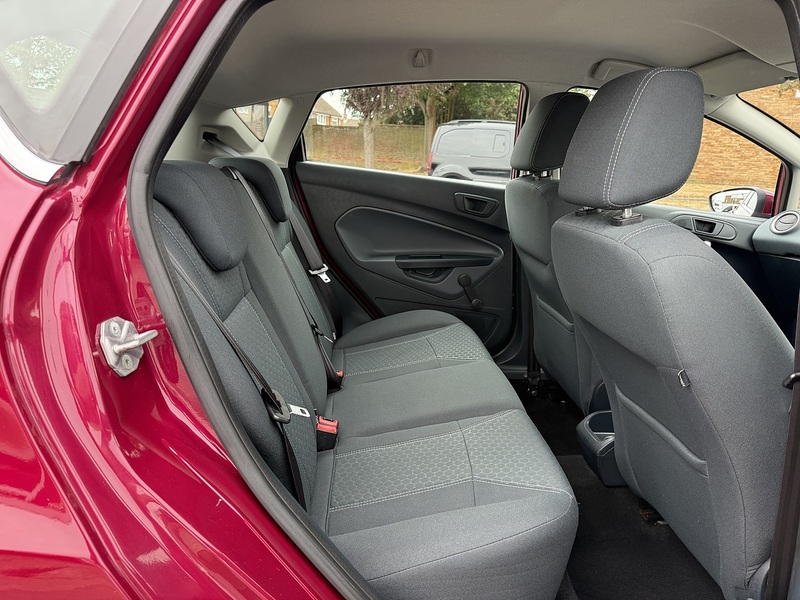 Ford Fiesta Zetec - U409