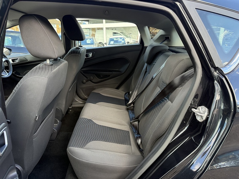 Ford Fiesta Zetec - U428