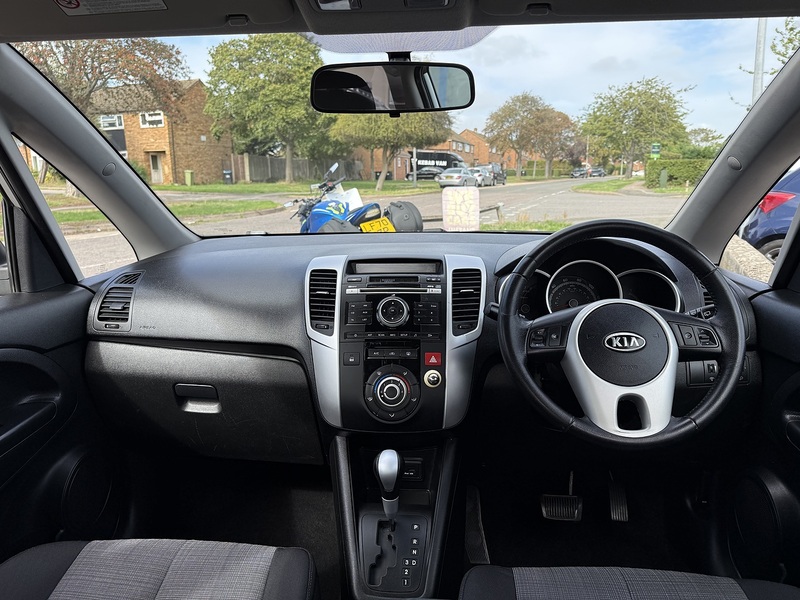 Kia Venga 2 - U435