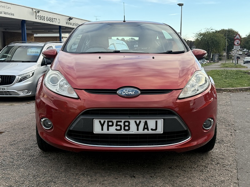 Ford Fiesta Zetec - U437