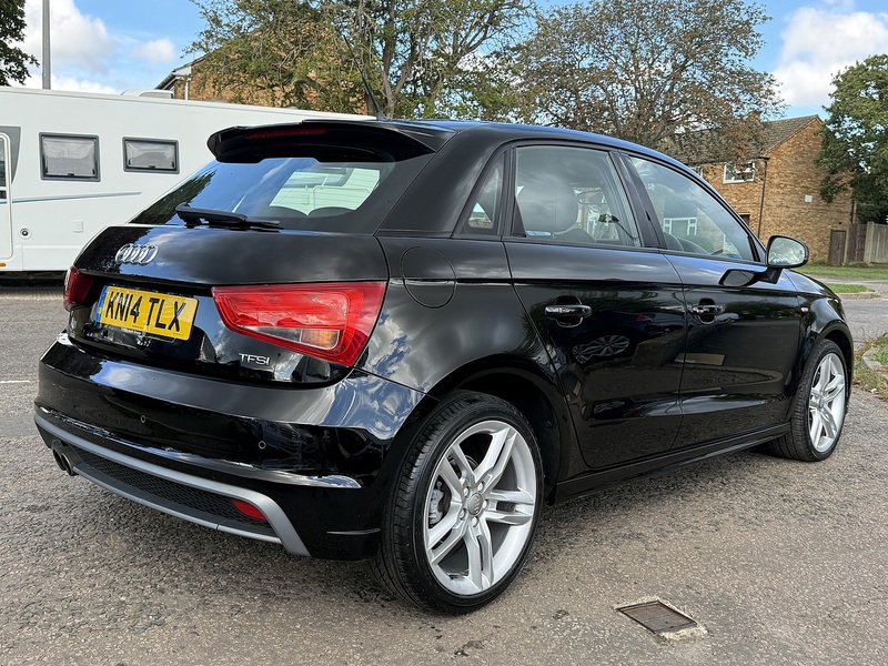 Audi A1 TFSI S line - U444
