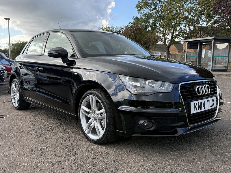 Audi A1 TFSI S line - U444