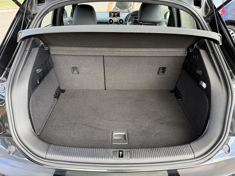 Audi A1 TFSI S line - U444