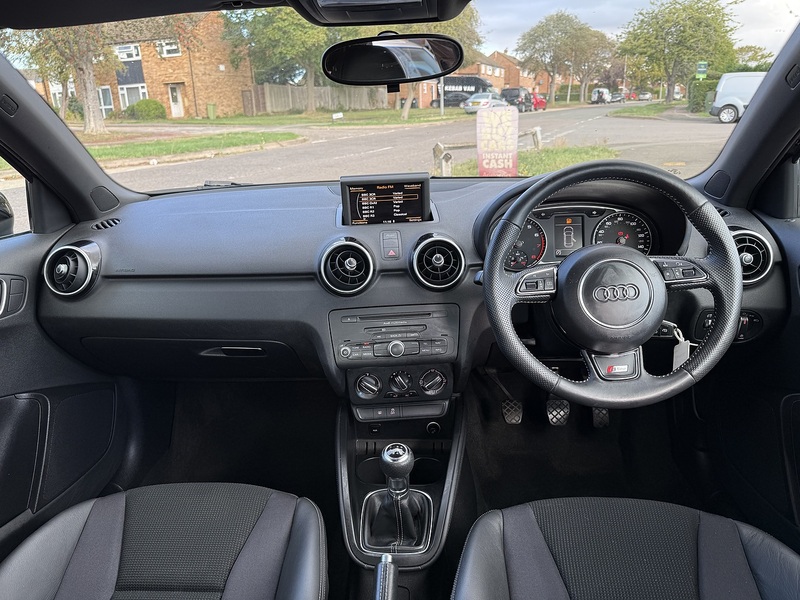 Audi A1 TFSI S line - U444