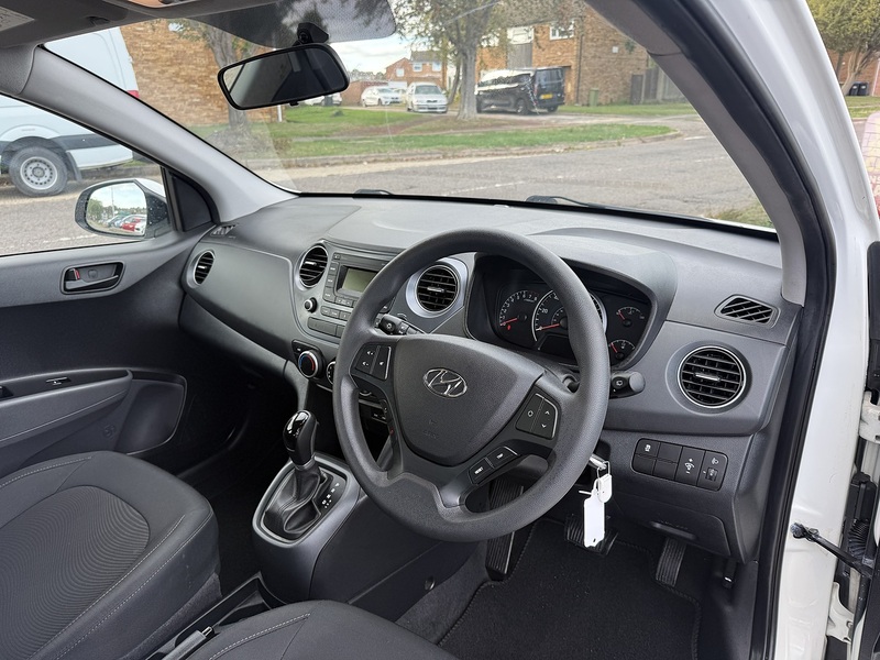Hyundai i10 SE - U447