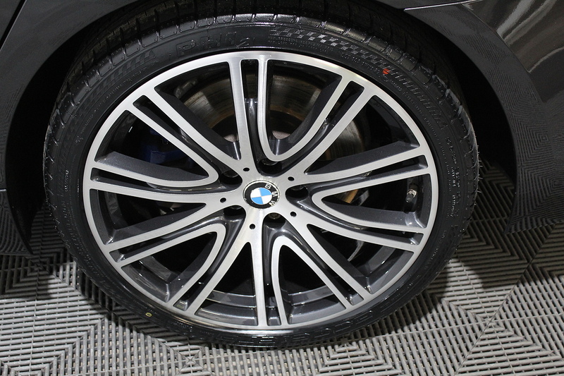 BMW 5 Series 3.0 530d M Sport Saloon 4dr Diesel Auto Euro 6 (s/s) (265 ps) - U114