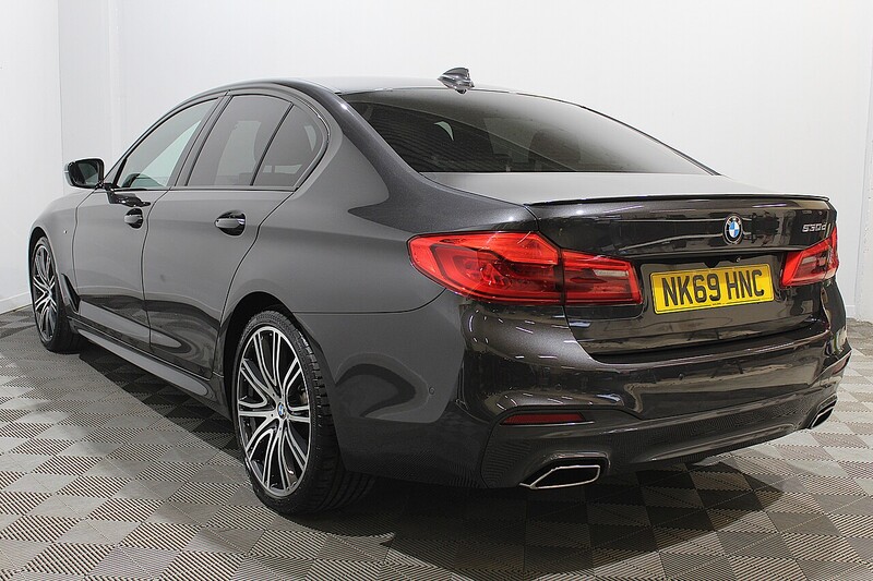 BMW 5 Series 3.0 530d M Sport Saloon 4dr Diesel Auto Euro 6 (s/s) (265 ps) - U114