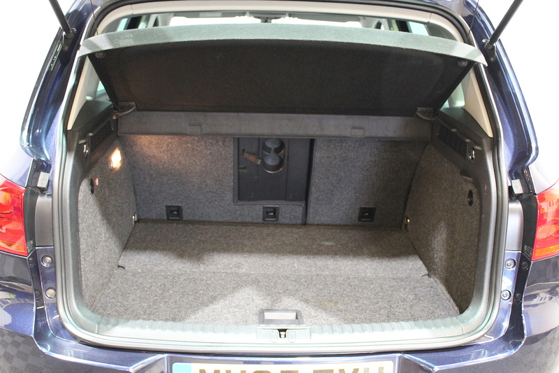 Volkswagen Tiguan 2.0 TDI BlueMotion Tech Match Edition SUV 5dr Diesel Manual 2WD Euro 6 (s/s) (150 ps) - U131